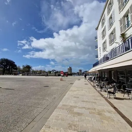 Exceptionnel Vieux Port 65M2 4-6 Pers, Wifi, Patio Apartment La Rochelle  Exterior photo