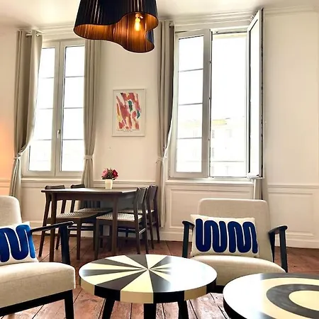 Exceptionnel Vieux Port 65M2 4-6 Pers, Wifi, Patio Apartment La Rochelle  Exterior photo
