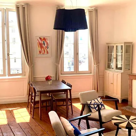 Exceptionnel Vieux Port 65M2 4-6 Pers, Wifi, Patio Apartment La Rochelle  Exterior photo