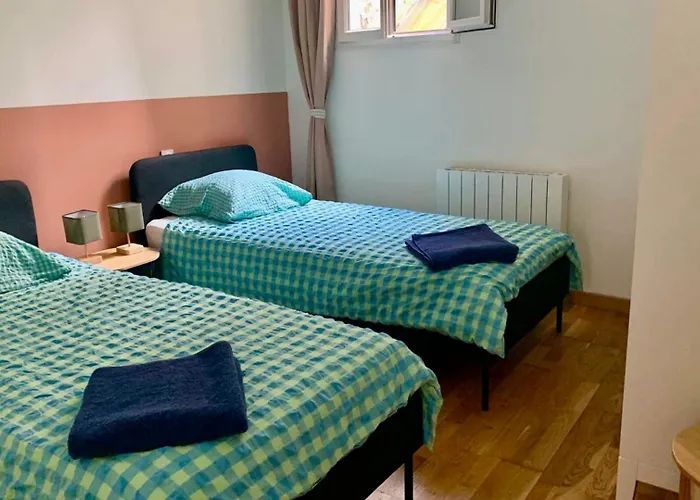 Exceptionnel Vieux Port 65M2 4-6 Pers, Wifi, Patio