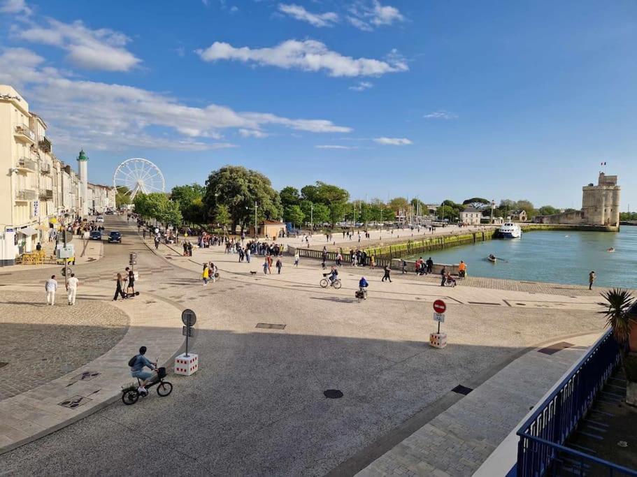 Exceptionnel Vieux Port 65m2 4-6 Pers, Wifi, Patio Apartment *